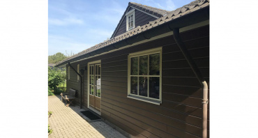 houten huis wit beitsen verven scandinavisch zweeds fins huis